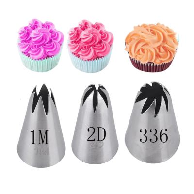 Cake Piping Tips Piping Nozzle Kit 3 Pcs Stainless Steel Piping Tips Rose Pastry Nozzles Cake Decorating Tools Flower Cake Piping Tips Set Portable