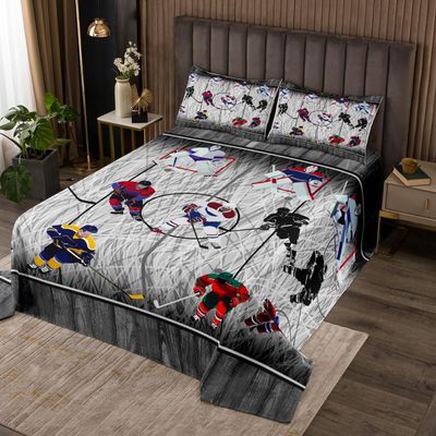 Ice Hockey Bedspread King Size,Cartoon Ice Hockey Player Rink Bedding Quilt for Kids Girls Boys Teens Room Decor,Winter Ice Sports Games Comforter Set Grey Vintage Old Wood Coverlet Set 3Pcs