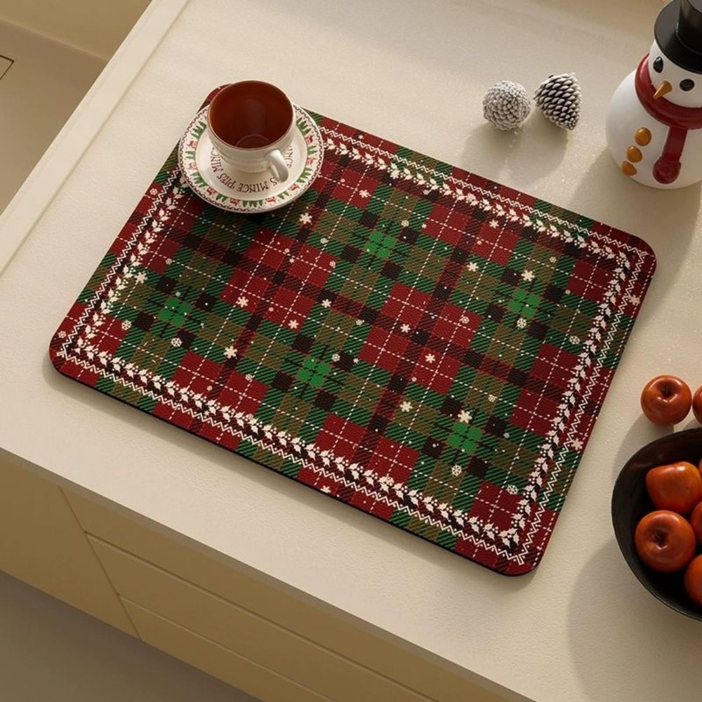 Christmas Style Patterns Kitchen Dish Drying Mat, Countertop Absorbent Drainer Mat Coffee Machine Insulation Pad Diatomite Quick-Drying Sink Mat for Kitchen Decoration (6070cm,Style 3)