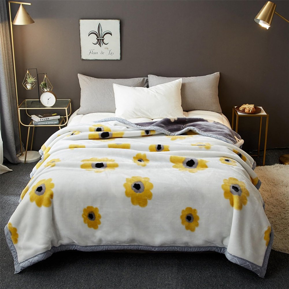 Ralsko Korean Mink Blanket Heavy Fleece Blanket Korean 2 Ply Blanket Cartoon Soft Warm Thick Plush Fleece Raschel Bed Blanket for Autumn,Winter,Bed,Home,Gifts,A,150CM x 200CM