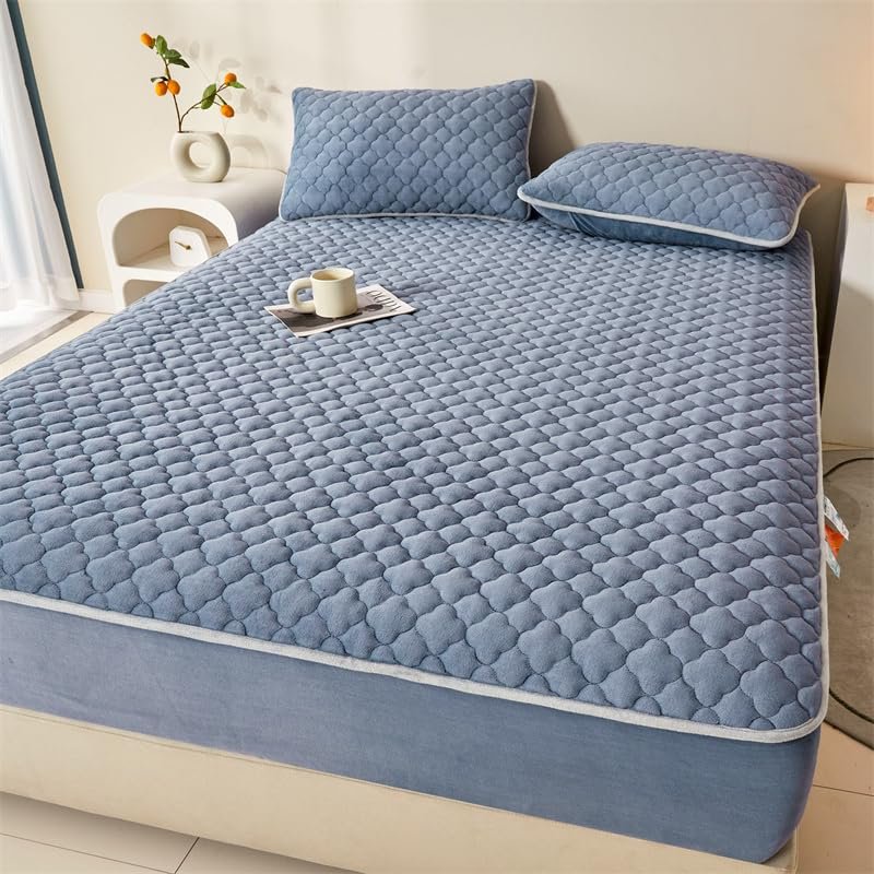 FCLDESHOP Deep Pocket Mattress Pad CoverThick Quilted Coral Fleece Fitted Sheet,Cartoon Print Anti-Slip Mattress Protector for Boys and Girls Bedroom,Blue Grey,150x200cm (1pcs)