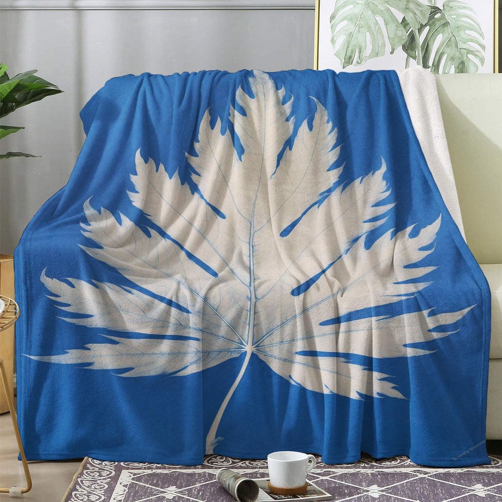 zcwl Leaf Blanket Twin XL Size, Blue Fleece Throw Blanket for Couch Bed Sofa, Simple Botanical Patterned Blankets and Throws, Super Soft Cozy Plush Flannel Blanket, 66x90, Decor & Gift