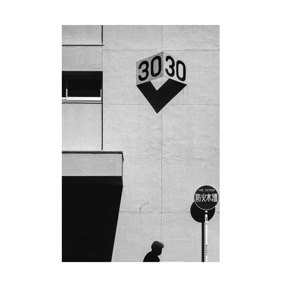 Trademark Fine Art Canvas Wall Art - Kentaro Watanabe '30' Wall Art for Living Room, Bedroom, or Office Dcor