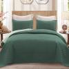 Exclusivo Mezcla Reversible Full Queen Quilt Bedding Set with Pillow Shams, Lightweight Quilts Queen Size, Soft Bedspreads Bed Coverlets for All Seasons - (Dark Green, 90"x96") view 1
