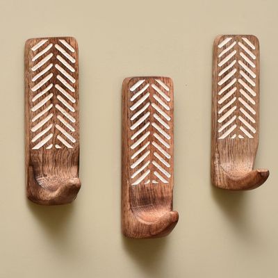 Indian Shelf 3 Decorative Wood Adhesive Wall Hooks No Drill - Arrow Leaf