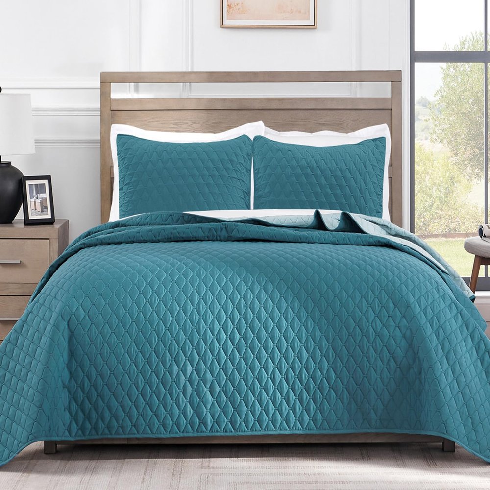 Exclusivo Mezcla Reversible California King Size Quilt Bedding Set with Pillow Shams, Lightweight Quilts Cal King Size, Soft Bedspreads Bed Coverlets for All Seasons - (Dusty Teal, 112"x104")