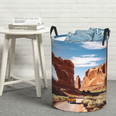 Arches national park entrance print Laundry Hamper with Handle Waterproof Collapsible Organizer Baskets Circular Dirty Clothes Organizer Basket Portable Storage Bin for Bathroom Bedroom Dorm