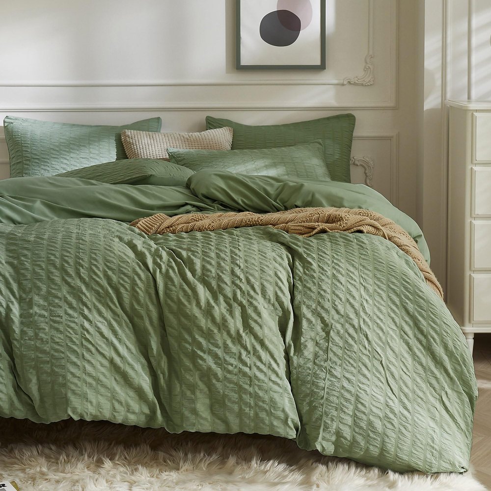 JELLYMONI Dark Green Duvet Cover Full Size, 3pcs Washed Microfiber Bedding Set, Soft Breathable Seersucker Duvet Cover Set with Zipper Closure and Corner Ties for All Seasons