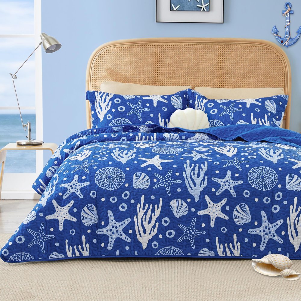 Love's cabin King Size Quilt Bedding Set Coastal Blue Bedspreads - Summer Beach Nautical Lightweight Bedspread- Reversible Bedding Coverlet for All Season - 3 Piece (1 Quilt, 2 Pillow Shams)