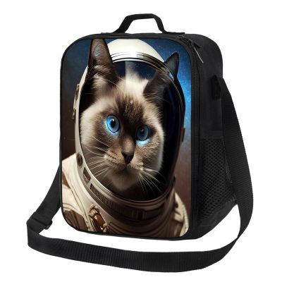 Yioniii Cute Cat in a Space Suit with Blue Eyes pattern Lunch Box Reusable Insulated Totes Lunch Bag Thermal Cooler for Men Women Work Office Beach Picnic Travel1
