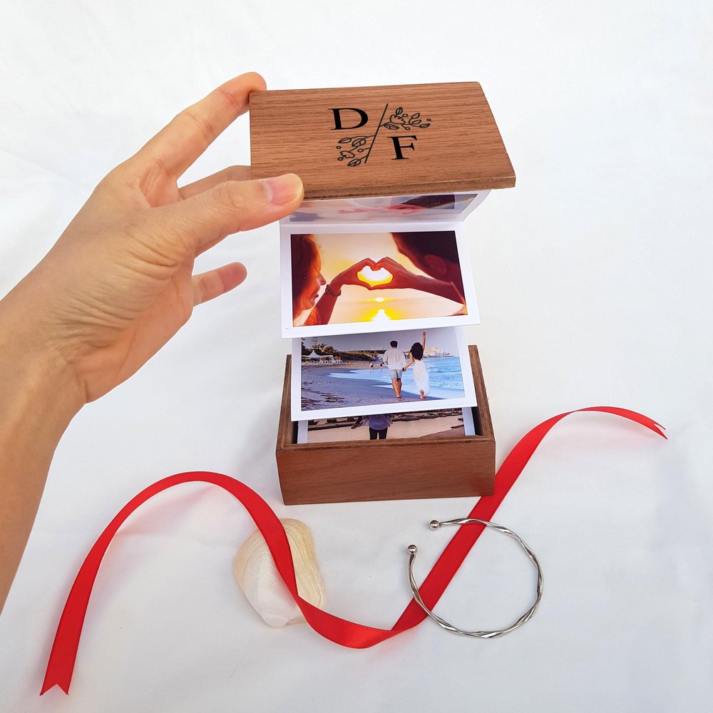 Personalized Wedding Photo Album Wooden Box, Custom Initial Name, Image Explosion Gift Box, Birthday Valentine, Anniversary, Wedding Gift E3-56