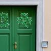 Alipis Shamrock Shaped Wire Wreath Frame, 2Pcs St. Patricks Day Decoration Metal Wire Wreath Form DIY Flower Crafts for St. Patricks Day Home Wall Door Decorations 31cm view 3