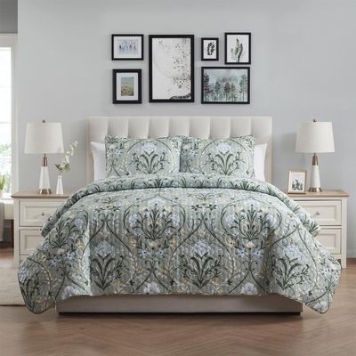 VCNY Home - Full/Queen Quilt Set, Pinsonic Bedding with Matching Pillow Shams, Dorm Room Essentials, Super Soft Home Decor (Province Green, 3-Piece)