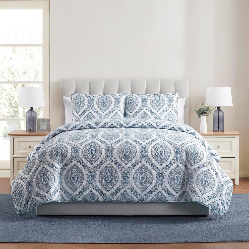 VCNY Home - King Quilt Set, Pinsonic Bedding with Matching Pillow Shams, Dorm Room Essentials, Super Soft Home Decor (Sea Damask Blue, 3-Piece)