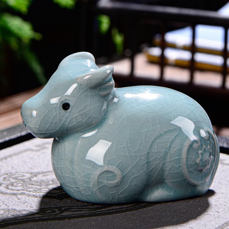 DECRZPB Ceramic Figurine Cow Porcelain Sculpture Ceramic Ornament Arts Home Decor Office Gift