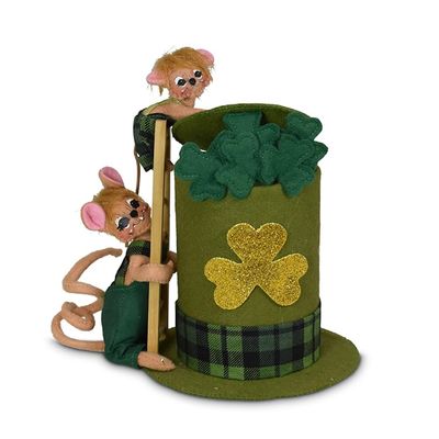 Annalee St. Patrick's Day Collection (7in Top Hat Teamwork)
