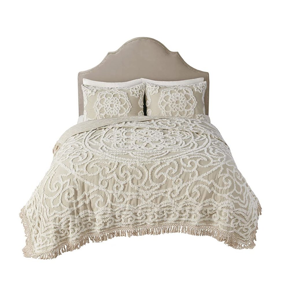 Gracie Mills Ray Boho Tufted Cotton Chenille Medallion Fringe Coverlet Set