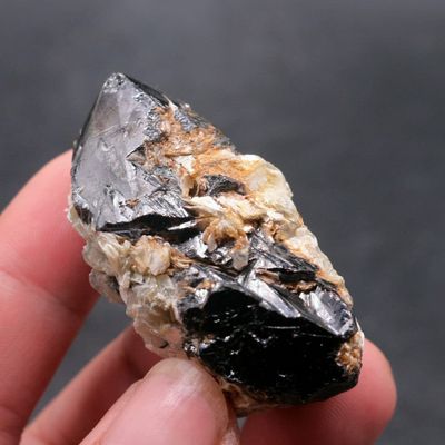 ERNZI 86g Natural Glossy Cassiterite Mica Crystal Rare Specimens