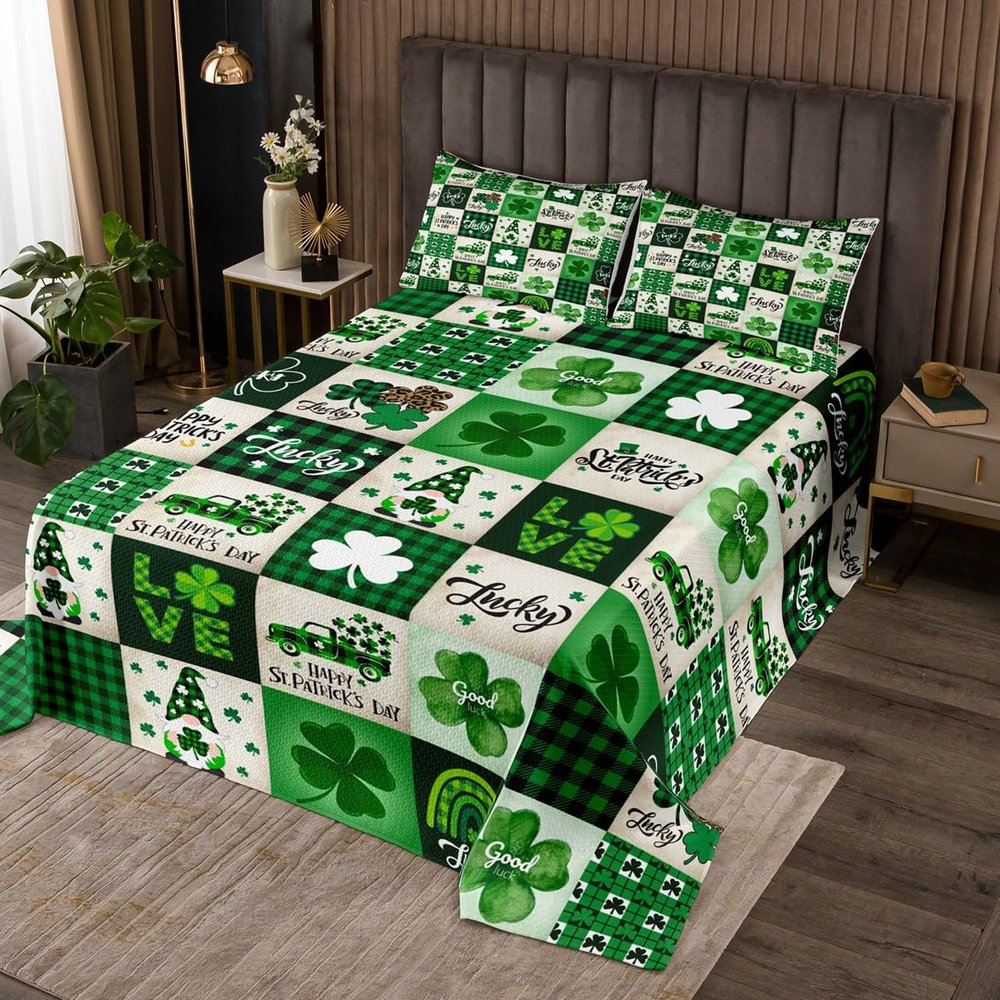 Manfei Happy St. Patrick's Day Kids Bedspread King Size,Cartoon Gnomes Leaves Irish Coverlet Set,Girls Boys Room Decor,Geometric Plaids Grids Quilted Coverlet,Green Retro Bedding Quilt,2 Pillowcases