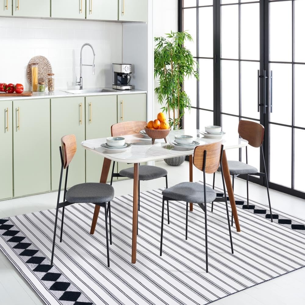 SAFAVIEH Montauk Collection Runner Rug - 9' Runner, Black & Ivory, Bohemian Design, Ideal for High Traffic Areas in Hallway, Bathroom & Kitchen (MTK708Z-29)