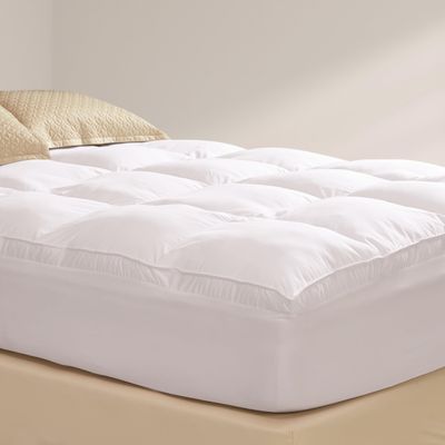 Cuddledown Ultra Plush Down Blend Mattress Pad | 100% Cotton Fabric | Hypoallergenic | Extra Thick | 50% Down / 50% Feather Fill | Queen Size