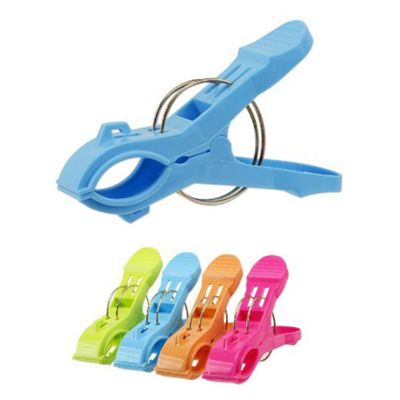 Amosfun 4pcs Bright Color Plastic Beach Towel Clips Multifunctional Quilt Clips for Securing Towels and Light Fabrics Chairs for Beach Camping and Outdoor Activities