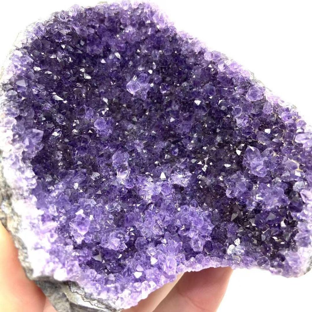 FVJKNWTY 1pc Natural Crystal Geode Amethyst Cluster Free Form for Stones Room Decoration