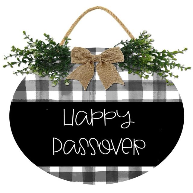 Uptell Happy Passover Day Wood Plaque 12 Inches Wreath Passover Sign for Home Door Entryway Porch Farmhouse Decor
