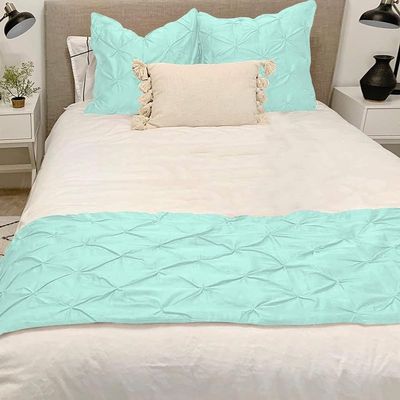 Drona Bedding Twin Pure Cotton Bed Runner 600 TC Pinch Pleat Bed Runner Solid, Light Weight, Skin Friendly Cooling Decorative Bed Scarf, 1 Piece Pinch Pleated Bed Runner Aqua Blue