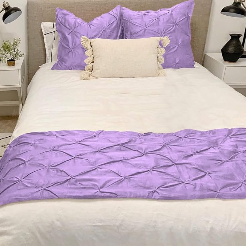 Drona Bedding California King Pure Cotton Bed Runner 600 TC Pinch Pleat Bed Runner Solid, Light Weight, Skin Friendly Cooling Decorative Bed Scarf, 1 Piece Pinch Pleated Bed Runner Lavender