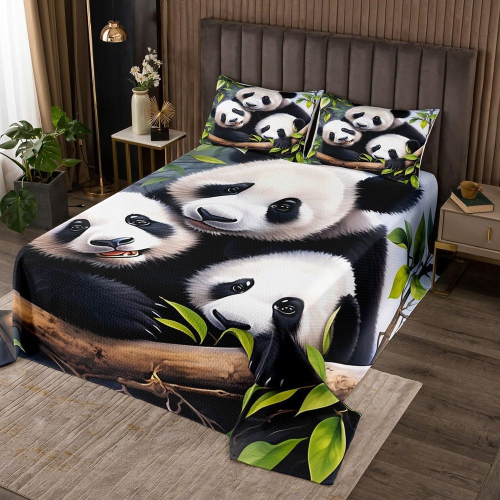 Manfei Cute Panda Kids Bedspread King Size, Green Leaves Panda Quilted Coverlet with 2 Pillowcases, Cartoon Animal Theme Coverlet Set for Boys Girls Adults Bedroom Decor, Soft Polyester Bedding Quilt