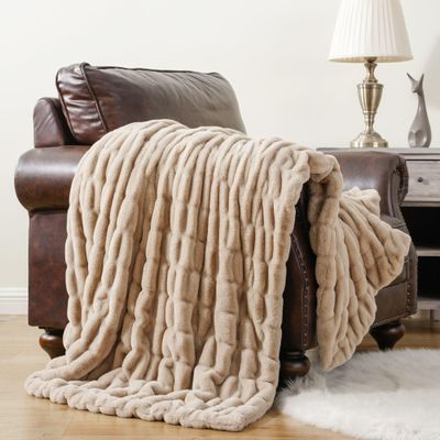 BATTILO HOME Beige Faux Fur Throw Blanket for Bed, Large Double Side Reversible Ruched Rabbit Fur Blanket for Couch, Living Room, Soft Warm Mink Cozy Blanket, 60x80 Inch