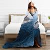 Cruise Ship Blanket,Flannel Ultra-Soft Seasons Blanket Lightweight Sofa Veil Blanket Air Conditioning Blanket view 3