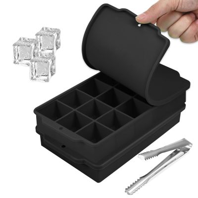 2 Pcs Ice Cube Tray, Silicone Ice Tray, 15 Ice Cube Molds with Lids, Stackable Ice Cube Molds for Chilling Drinks, Whiskeys, Cocktails (Black)