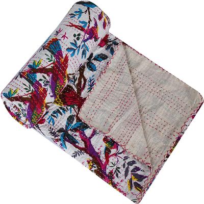 GDONLINE Handmade Bohemian Bird Print Cotton Kantha Quilt Beach Blanket Hippie Bedspread for Living Room Home Dorm Decor Bedding Throw (White, Queen 90" x 108")