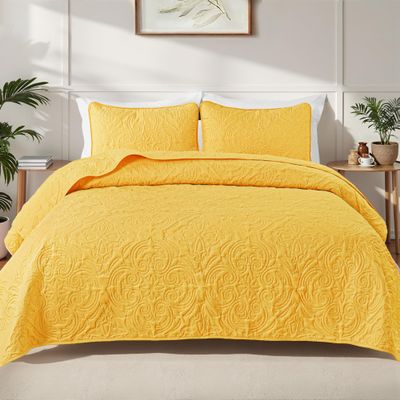 Exclusivo Mezcla Quilts Queen Size Bedding Set with 2 Pillow Shams, Lightweight Yellow Full Queen Quilt Bedspread with Vintage Damask Pattern, Soft Bedspreads Coverlets for All Seasons