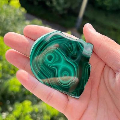 AtkitS Crystal 1Pc Natural Crystal Eyes Raw Malachite Slice Slab Mineral Specimen for Home Decoration Gifts Healing Collection (Size : 1pc Random)