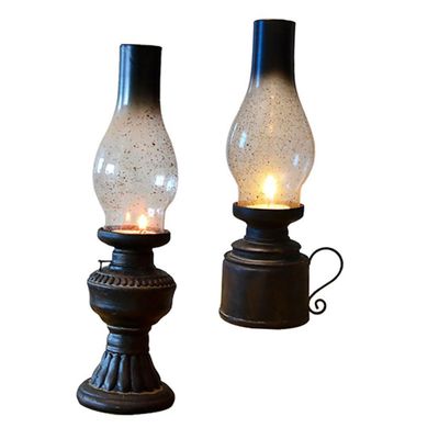 Cabilock Resin Oil Lamp Craft Vintage Kerosene Lamp Model Oil Lantern for Party Centerpiece and Home Decor