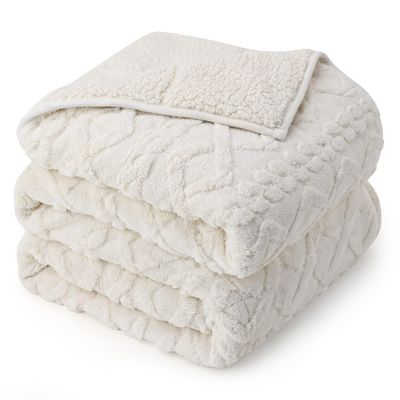 Drewin Weighted Blanket 15lbs Queen Size, Soft and Thick Jacquard Sherpa Heavy Blanket for Calming and Relax, Dual Sided Ultra Soft Fuzzy Throw Blanket with Ceramic Beads, 60 x 80 inches, Cream White