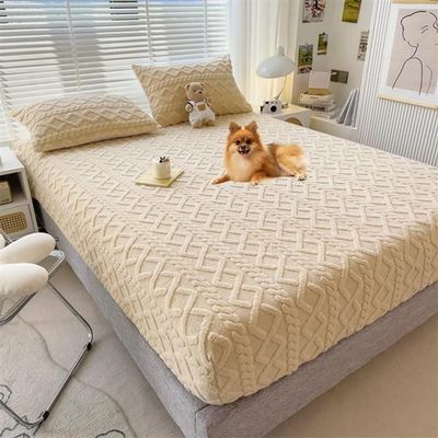 JHKZUHOJ Lyvara Luxury Mattress Cover, Lyvara Magic Mattress Cover, Floral Velvet Mattress Protector Breathable Mattress Cover (Color : Brown, Size : 180 * 200cm (71 * 79in))