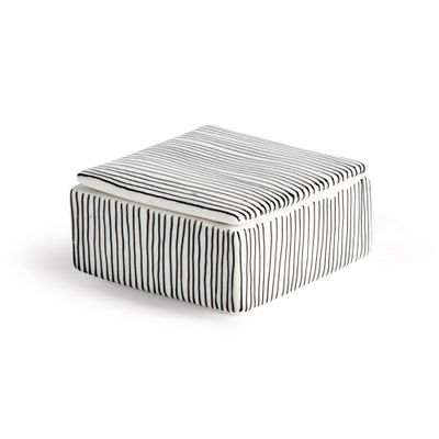 NAPA Home & Garden, DARLA LIDDED BOX SMALL, The size is: 4''x 4''x 2'', Black/White