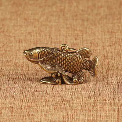 JIAPAILAIYUN Miniature Brass Figurines,4.5x2.7cm Antique Retro Collection Ornaments Antique Brass Arowana Car Keychain Small Pendant Copper Ornaments
