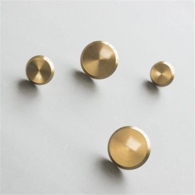 LEIXIUSM 1Pcs Brass Light Luxury Cabinet Door Handle Single Hole Flared Drawer Knob Handles (Color : Small)