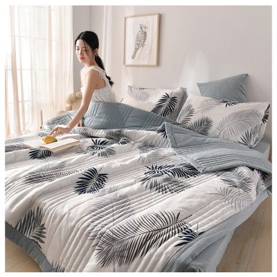 Lightweight Summer Bedspread Quilt, Lightweight Breathable Summer Blankets for Bed All Season, Comforter Summer Quilt Soft, Washable Quilts Quilted (Color : A, Size : 200x230cm)