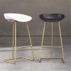 GRDDBZA Modern Bar Stools Set Counter Height Dining Chairs Tall Barstools Creative Simple Metal Bar Stools Leisure Dining Chairs - Gold Leg/Plastic Cushion (Color : White, Size : 70cm) view 4