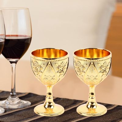 Vintage Metal Goblet, 2Pcs Metal Embossed Wine Cup Mini Goblet Chalice Goblet Shot Glasses Wine Drinking Cup Decorative Goblet(Gold)