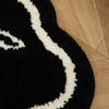 Huilimei Black and White Rose Pattern Bathroom Rug Entry Absorbent Quick-Drying Mat Toilet Door Mat Non-Slip Carpet Toilet Mat view 3