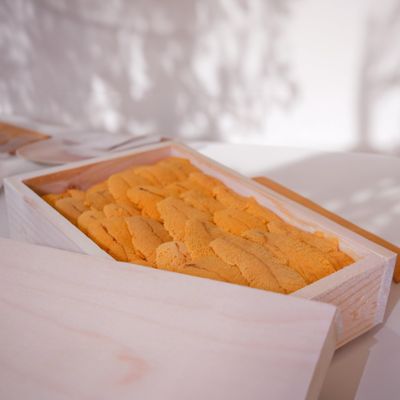 Dorasti Santa Barbara Premium Fresh Sea Urchin Uni (Grade XA) 7 oz. (2 x 3.5 oz trays)
