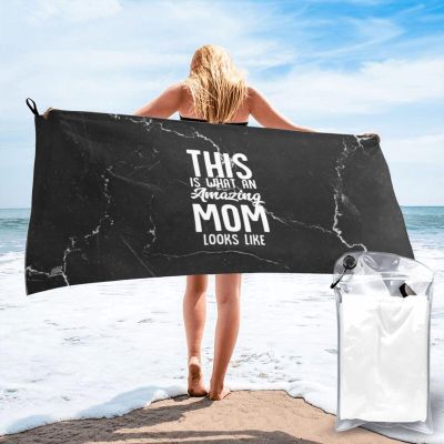 TIPKMRLE This is What an Amazing Mom Looks Like Microfiber Beach Towel Large Quick Drying Sand Free Beach Towel, for Beach, Swimming Pool, Camping, Black