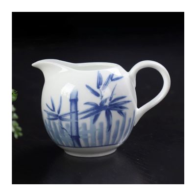 Gravy Boat For Sauces, Dressing and creamer Blue and White Porcelain Coffee Milk Jug Chinese Kung Fu Tea Set Accessories Pitcher 170ml 220ml Small Pot Teaware Sauce Boat Container (Color : E) (D)